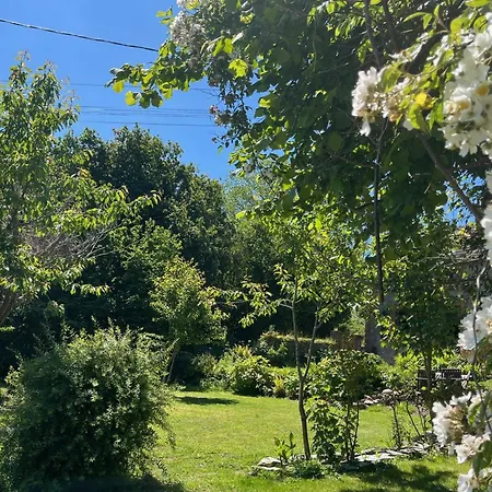 Maison De Mary, Proche De La * Anneville-en-Saire