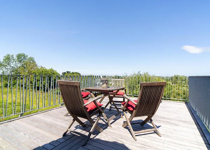 Maison De Mary, Proche De La Anneville-en-Saire